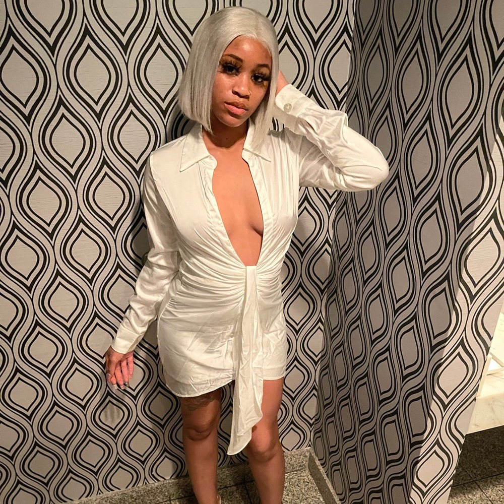 Little white dress🤍 (WORN ONCE)